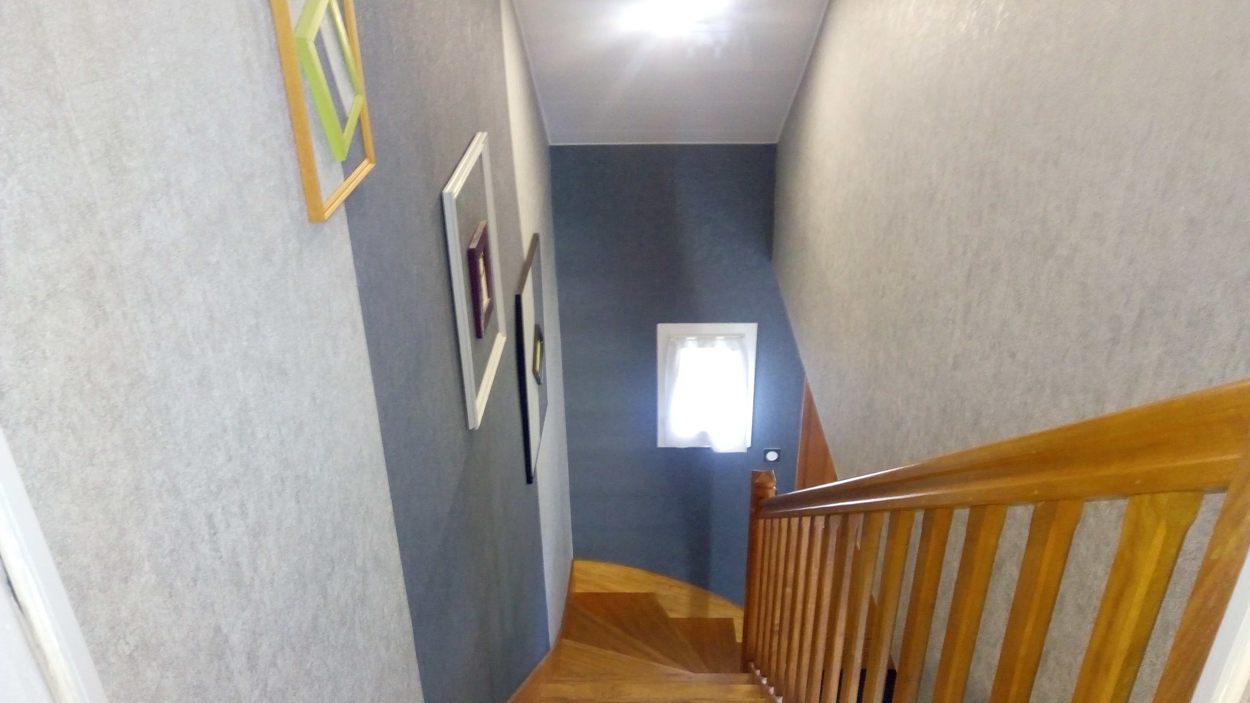 L'escalier pour accéder à l'étage